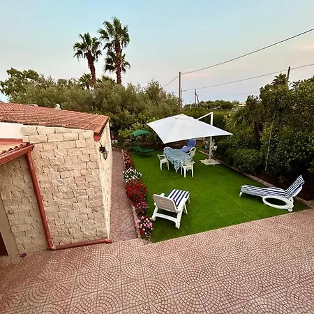 Giulia Villa *